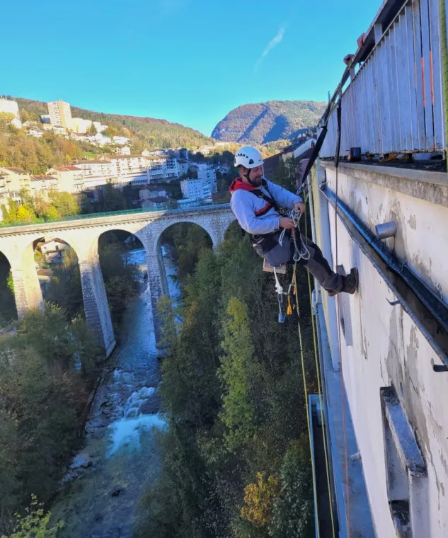 Changement de gouttière - SAINT CLAUDE 39200, Bellegarde-sur-Valserine, Attila Oyonnax