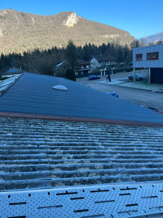 NETTOYAGE ET SURCOUVERTURE AMIANTE - 39360 VAUX-LES-SAINT-CLAUDE, Bellegarde-sur-Valserine, Attila Oyonnax