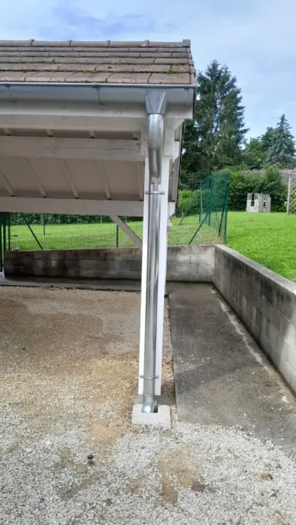 Changement d'un poteau bois - 01170 GEX, Bellegarde-sur-Valserine, Attila Oyonnax
